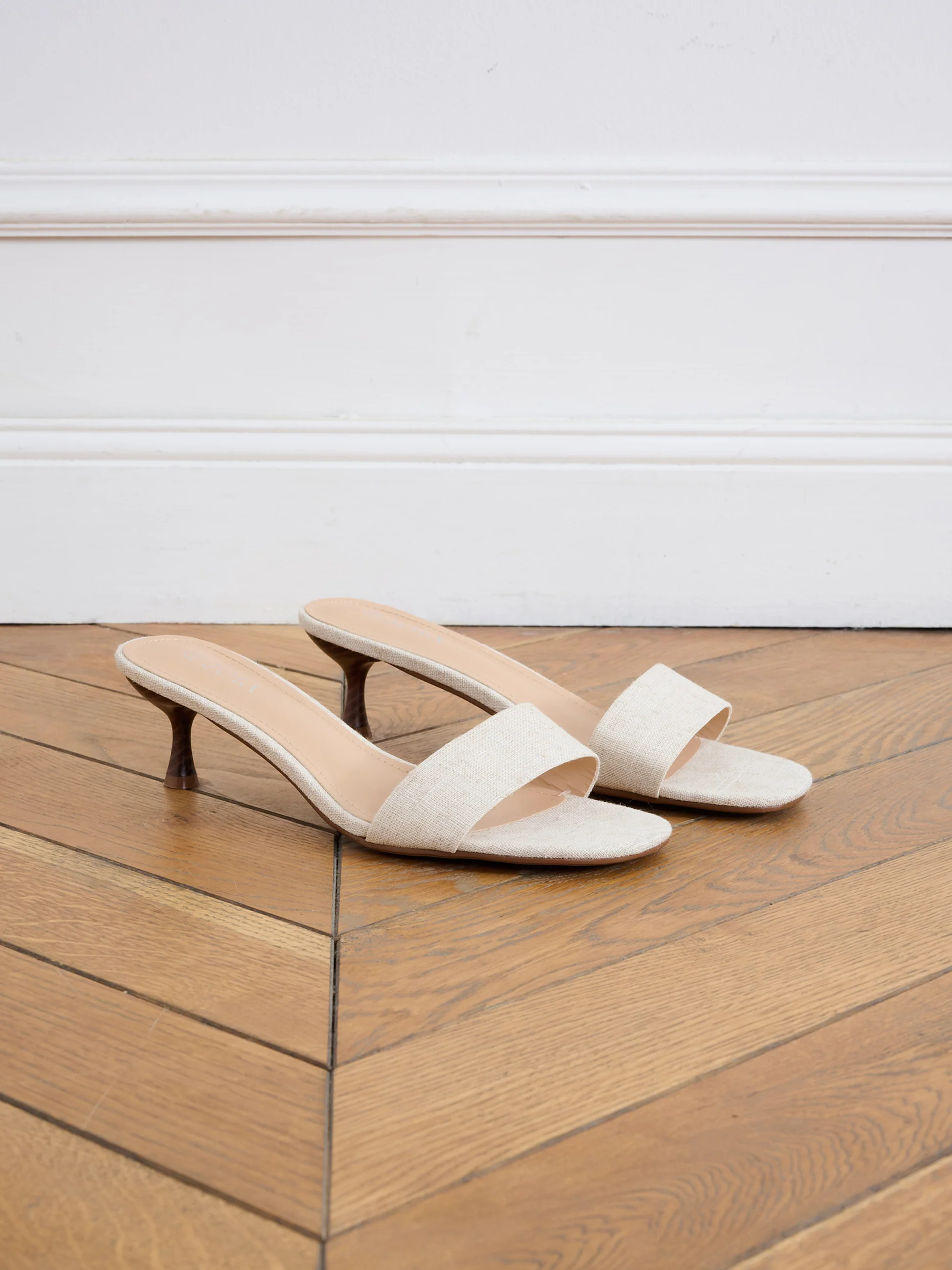 MULES GRIFFIN - Image 2