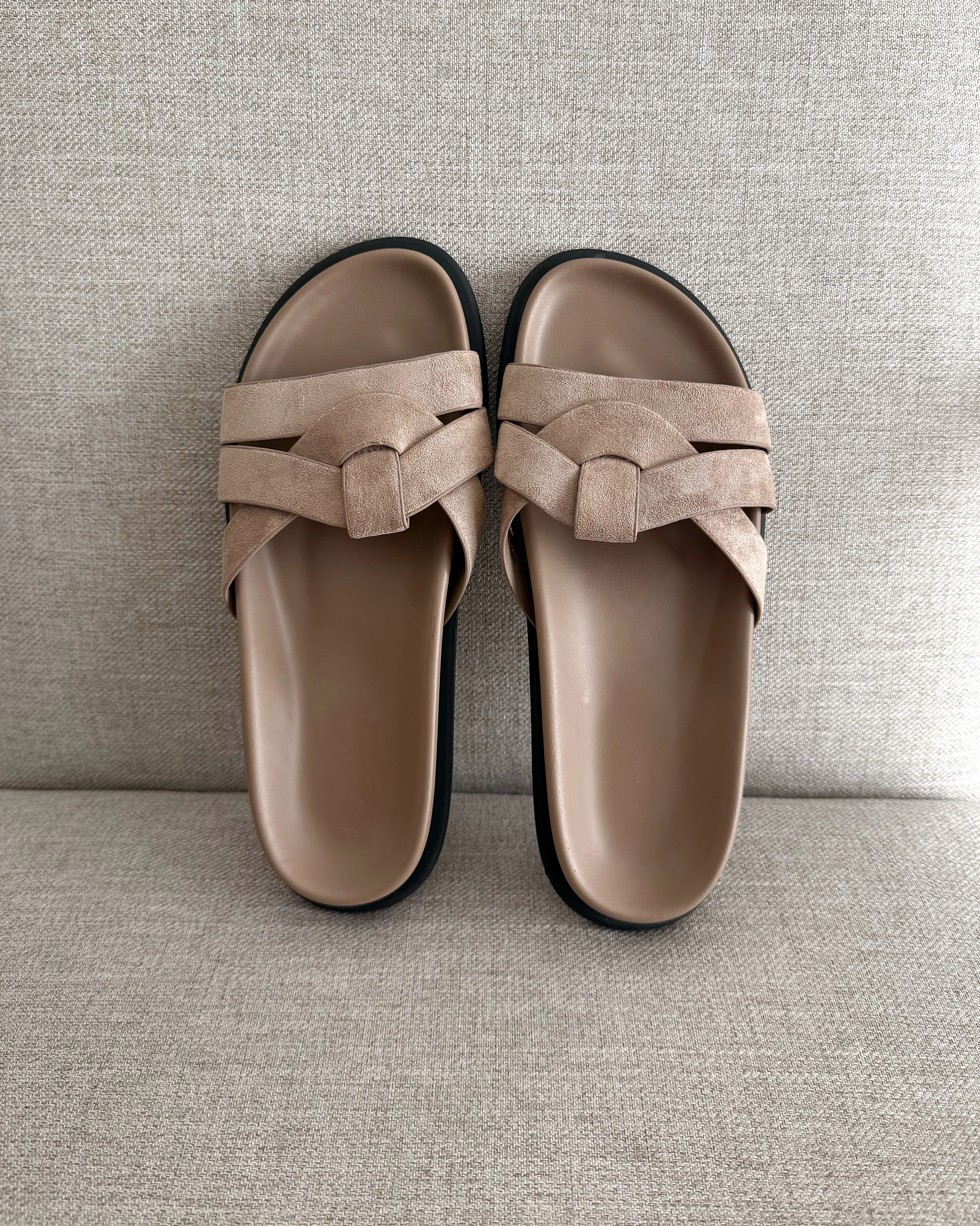 MULES LOREM