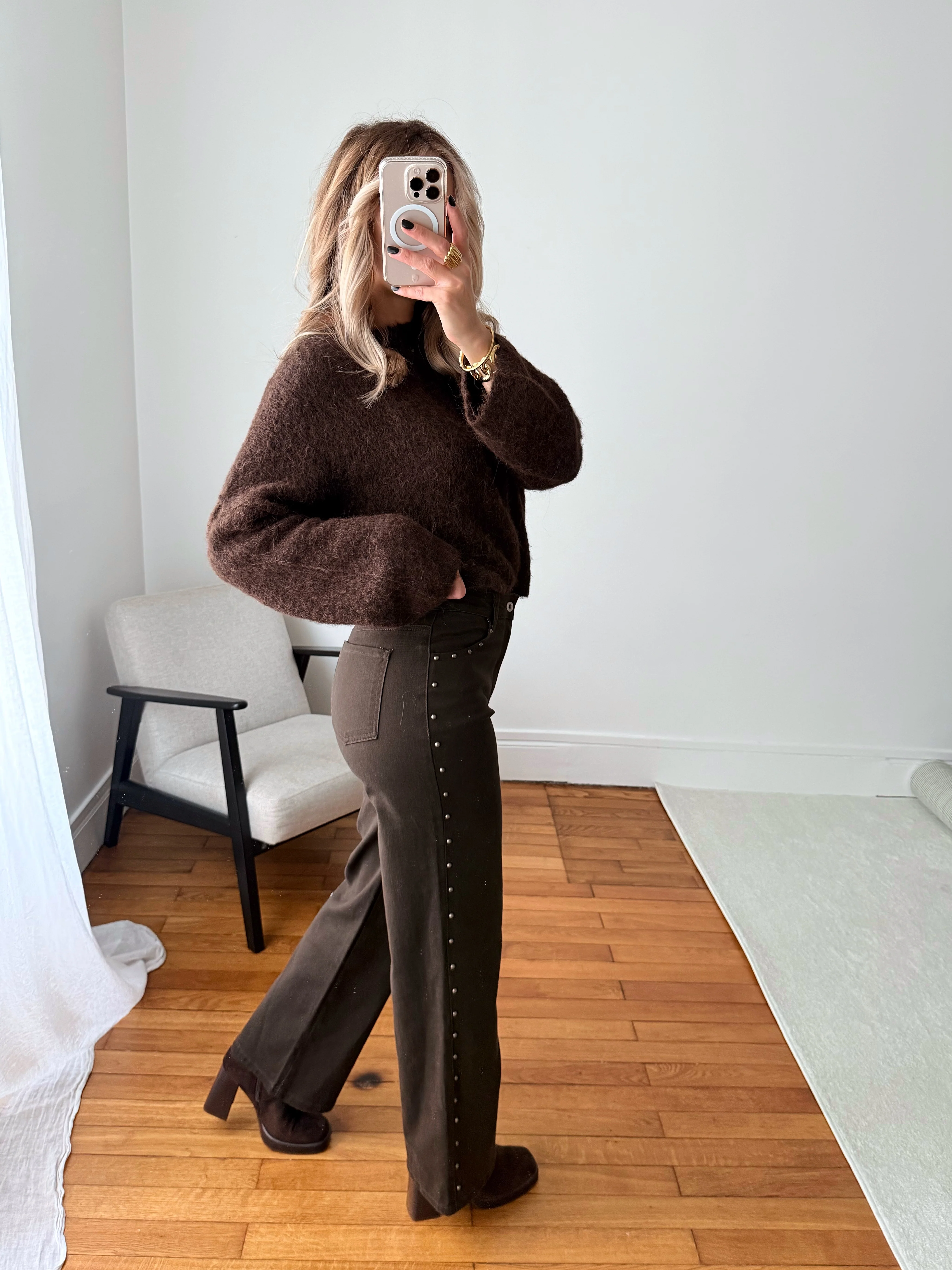 Jean taille haute à clous décoratifs RIGEL - Image 3